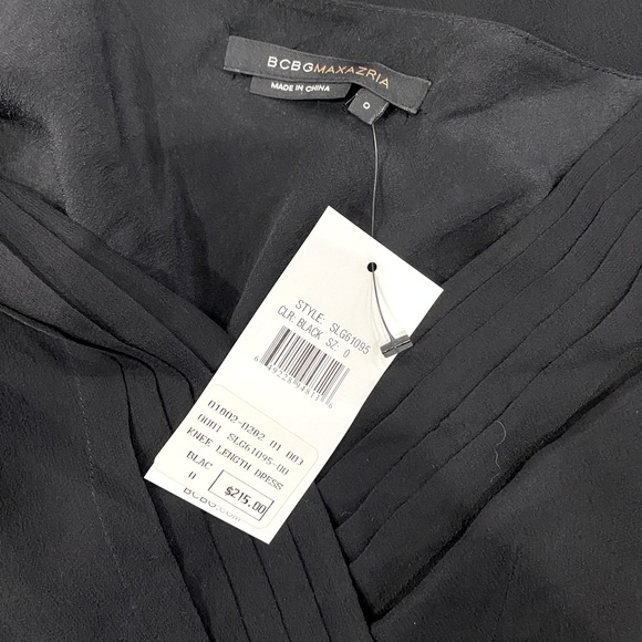 BCBG Max Azria Silk Chiffon Sleeveless Knee Lenght Dress - Picture 5 of 8